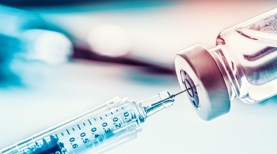 Минздрав опубликует данные об исследованиях российской вакцины от COVID-19