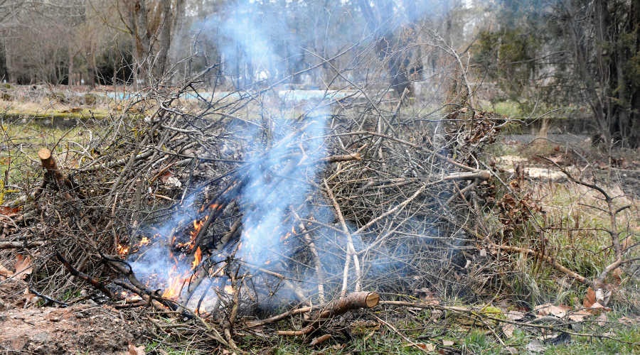 МЧС предупредило о высокой пожарной опасности в Крыму