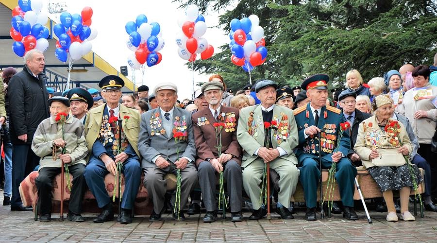 Ветераны ВОВ смогут в течение года ездить бесплатно на поезде в Крым