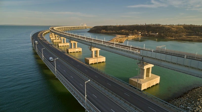 Крымский мост снова перекроют на ночь 2-3 октября для ремонта