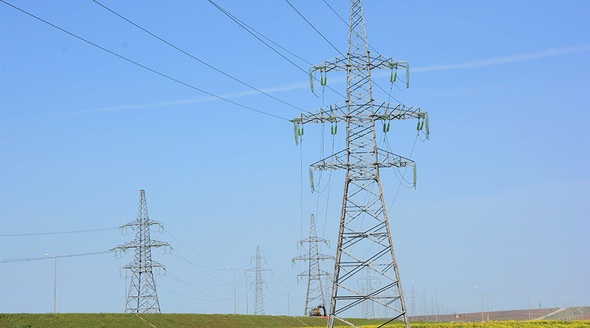 Энергетики восстановили электроснабжение в 14 из 16 обесточенных населенных пунктах в Крыму