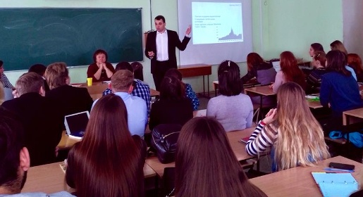 Управляющий партнёр «Гуров и партнёры» рассказал в Нижнем Новгороде о коммуникациях будущего