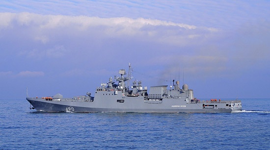 Фрегат ЧФ «Адмирал Эссен» провел в море учения по отражению атаки беспилотников
