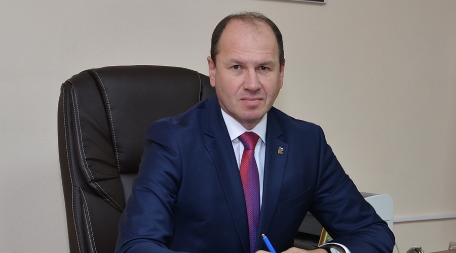 Глава администрации Сакского района попался на взятке в 2 млн рублей