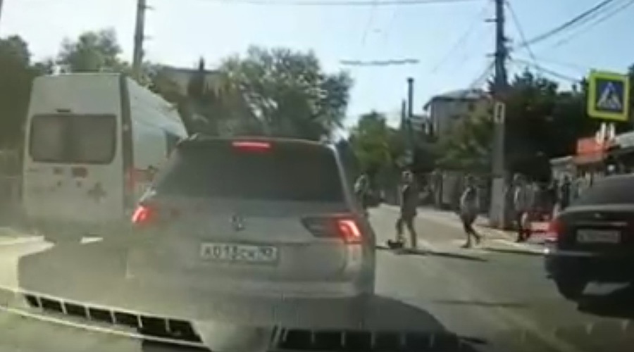 Водитель «скорой» сбил ребенка на пешеходном переходе в Севастополе