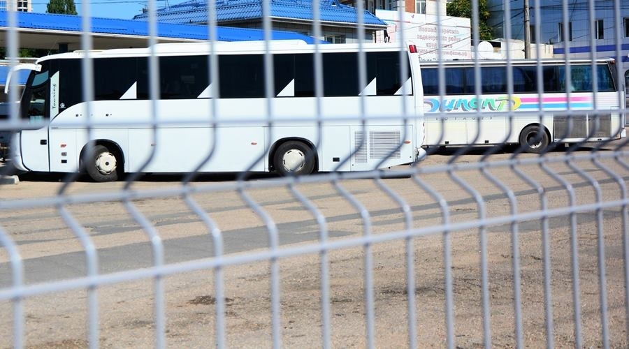 Дополнительные автобусы направили на автостанции на севере Крыма для всех желающих уехать