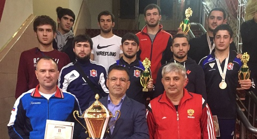 Сборная Крыма по вольной борьбе заняла второе место на международном турнире в Нефтеюганске
