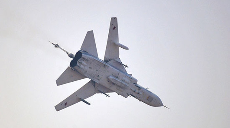 Летчики ЮВО отработали ракетно-бомбовые удары по наземным целям на полигоне в Крыму