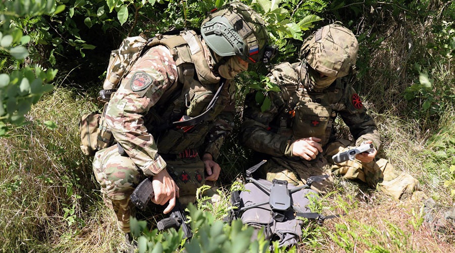 Власти Крыма ввели дополнительные выплаты для военных, участвующих в СВО с первых дней