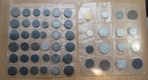 Украинец не смог перевезти через крымскую границу почти шесть десятков коллекционных монет