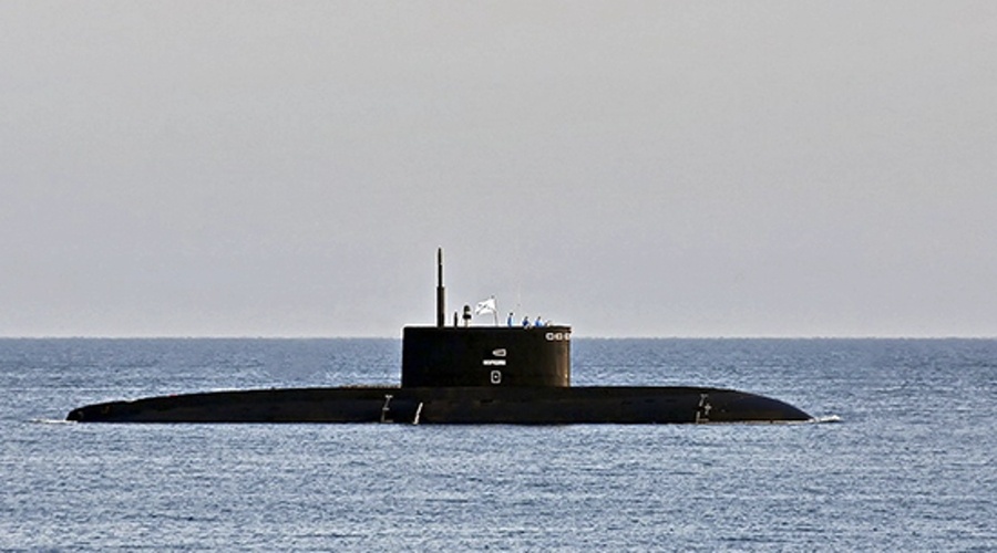Подлодка ЧФ «Новороссийск» направляется из Черного моря на Балтику для планового ремонта