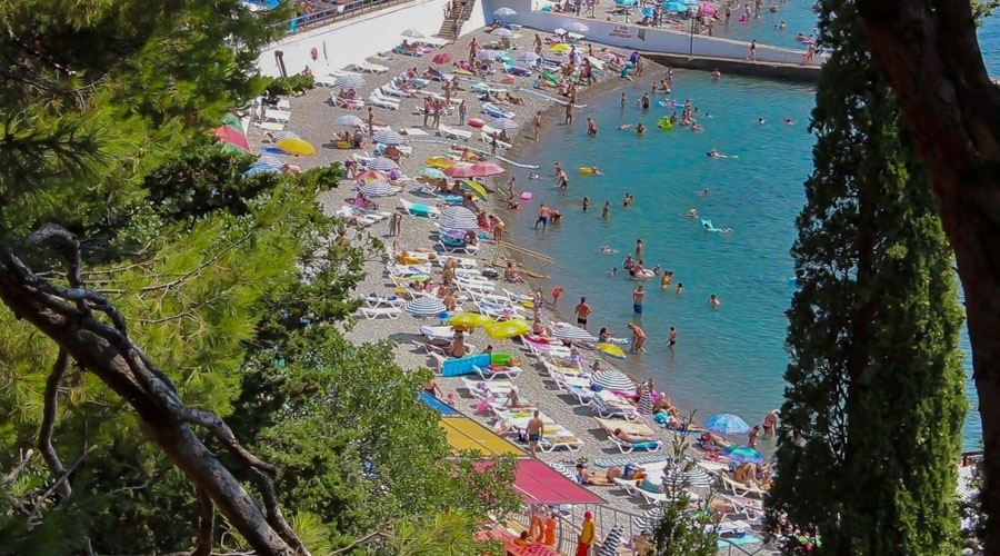 Почти 1,5 млн туристов отдохнули в Крыму в июле – Аксёнов