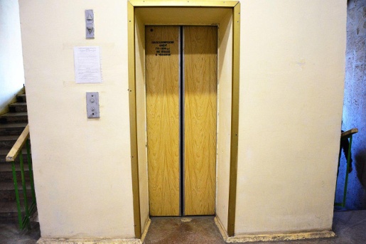 Более трех сотен лифтов в керченских домах будут в этом году выведены из эксплуатации