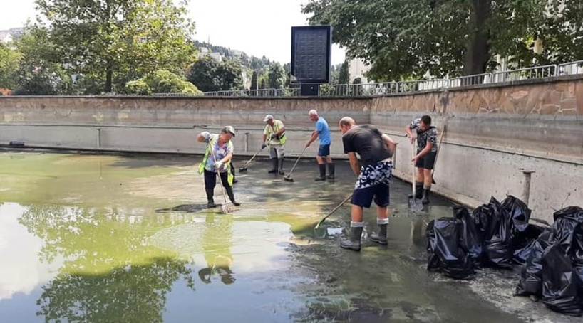 Обновленный фонтан на центральной площади Ялты запустят ко Дню города