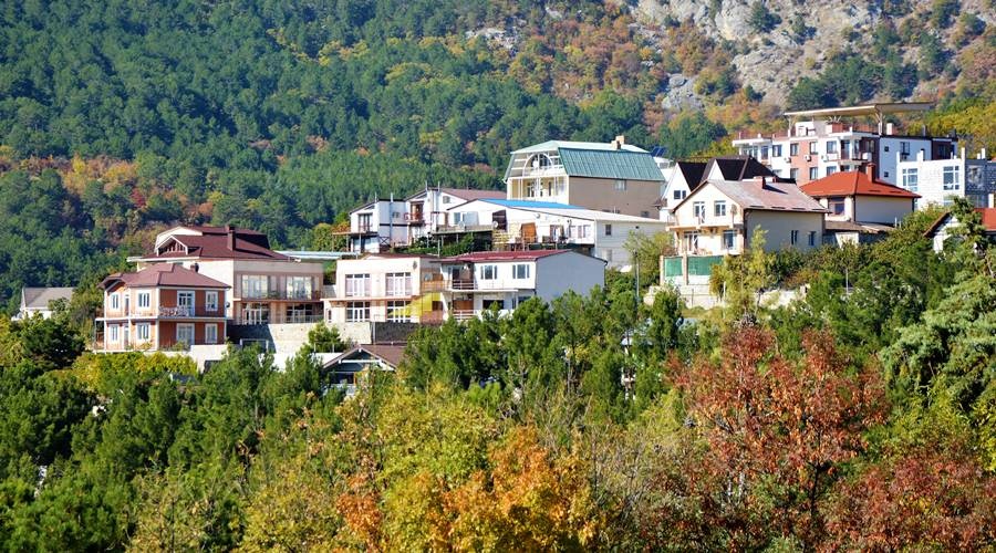 Крым возглавил рейтинг по недоступности домов для местных жителей 