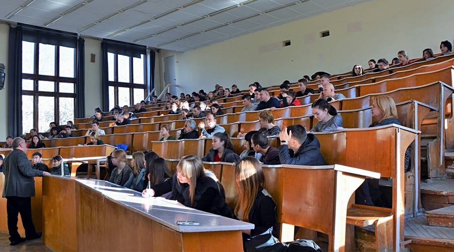 Минпросвещения займется переформатированием российских колледжей