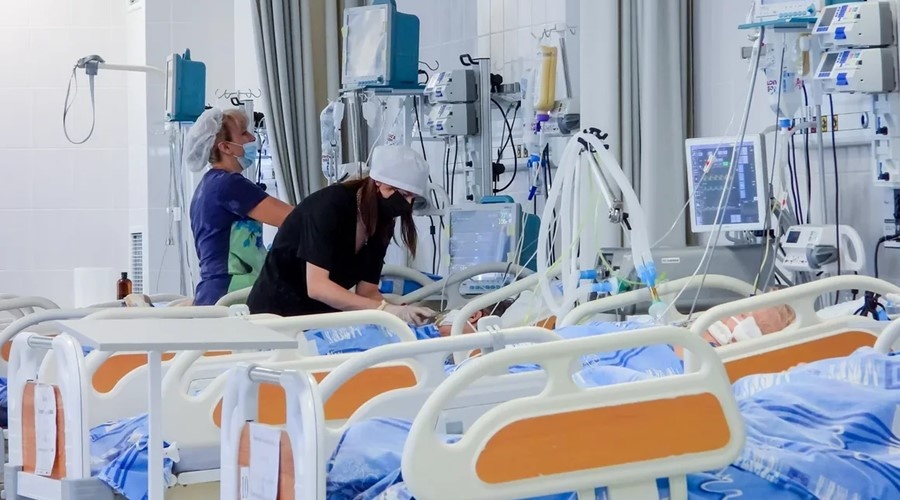 Медики подтвердили 811 новых случаев COVID-19 в Крыму за сутки