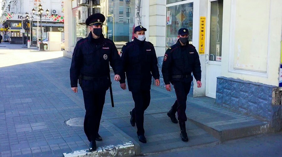 Число патрулей на улицах Симферополя увеличат минимум вдвое за счет казаков и ополченцев