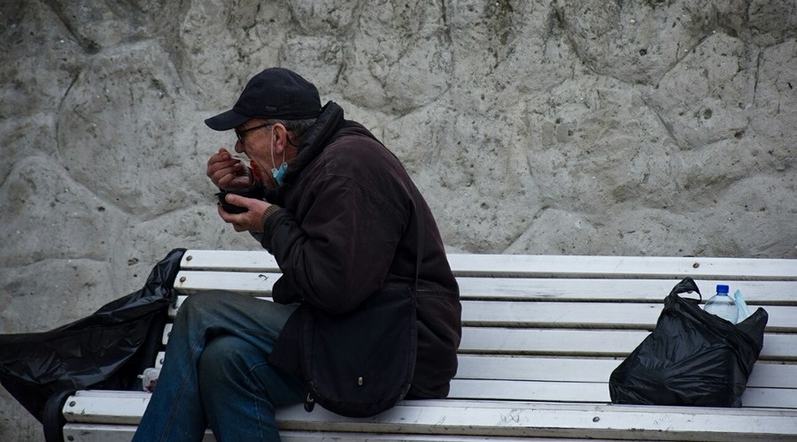 Ялтинские бездомные смогут ежедневно получать бесплатно горячее питание
