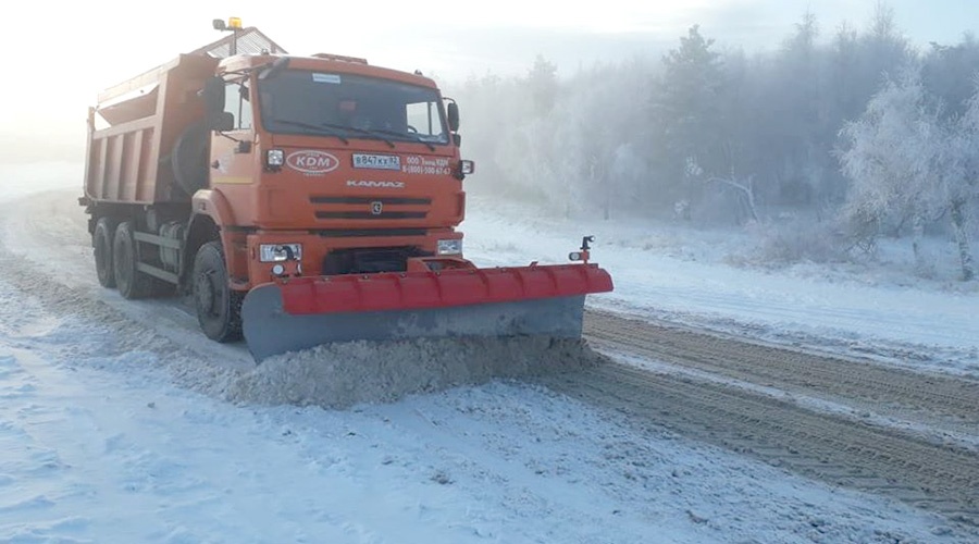 «Крымавтодор» обработал противогололедными материалами свыше 300 км дорог