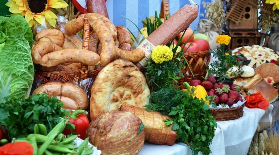 Крымские аграрии реализовали в текущем году на ярмарках более 17 тысяч тонн продукции