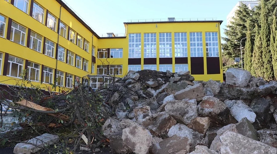 Школу в ялтинской Гаспре отремонтируют заново за недобросовестным подрядчиком