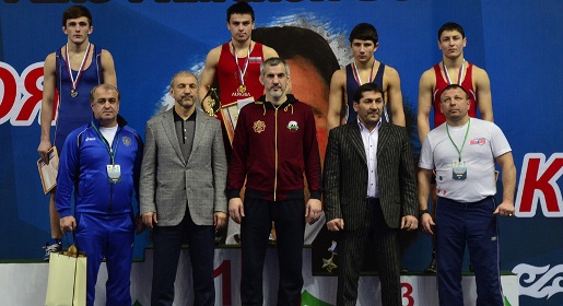 Крымчанин стал призёром первенства России по греко-римской борьбе среди юношей до 18 лет