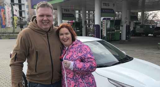 Группа компаний ТЭС вручила ключи от нового автомобиля победителю акции из Севастополя