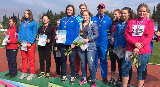 Крымчане выиграли медали на соревнованиях по легкоатлетическим метаниям в Сочи