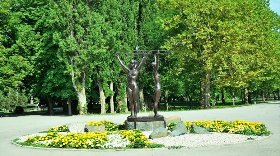 Духовые оркестры будут играть по выходным в Гагаринском парке Симферополя