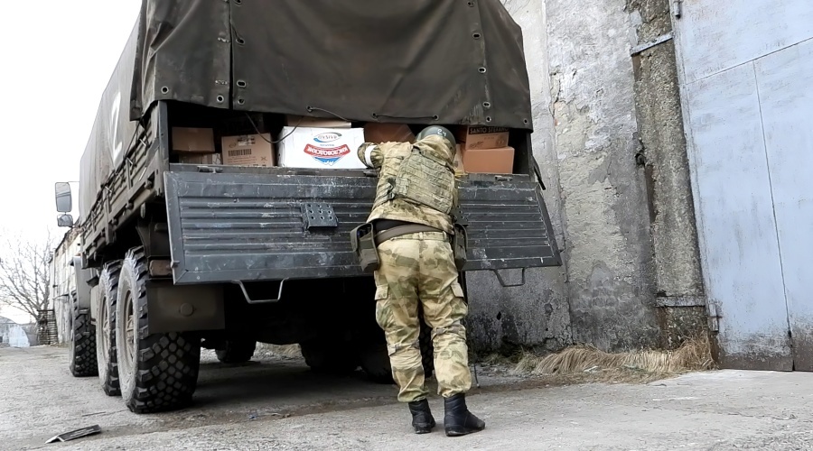 Более 700 тонн гуманитарной помощи для жителей Донбасса собрали в Крыму