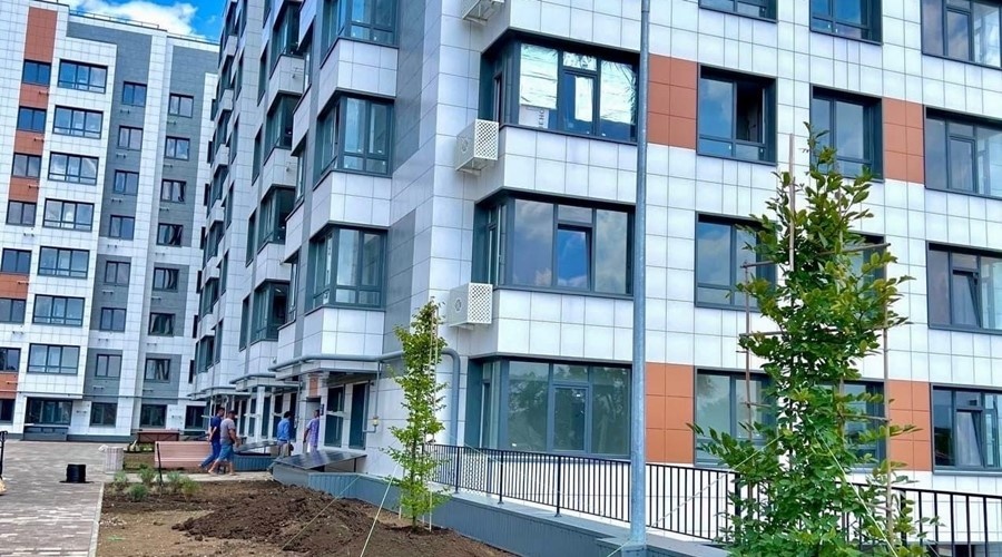 Жители аварийных домов из Симферополя и Новофёдоровки получат квартиры в ЖК «Симфония» от «ИнтерСтрой»
