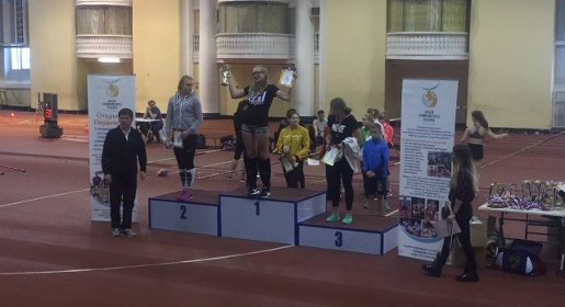 Юные крымские легкоатлеты выиграли золотые медали на соревнованиях в Санкт-Петербурге (ФОТО)