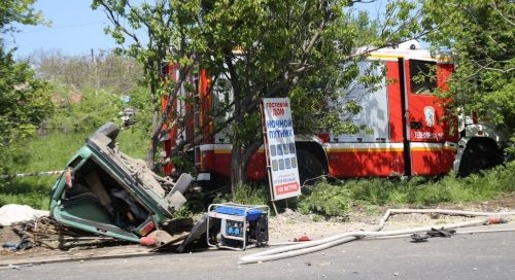 Один человек погиб в Керчи в результате столкновения спешащего на пожар «Камаза» МЧС и ВАЗа (ФОТО)