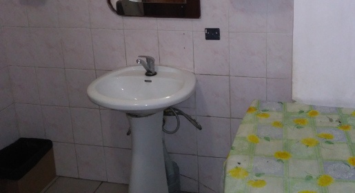 Туалеты горсовета Симферополя отремонтируют за 5,8 млн рублей (ФОТО)