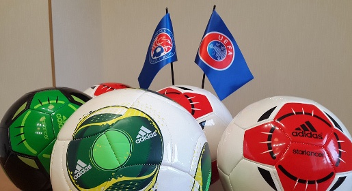 Крымский футбольный союз получил от УЕФА 760 мячей (ФОТО)