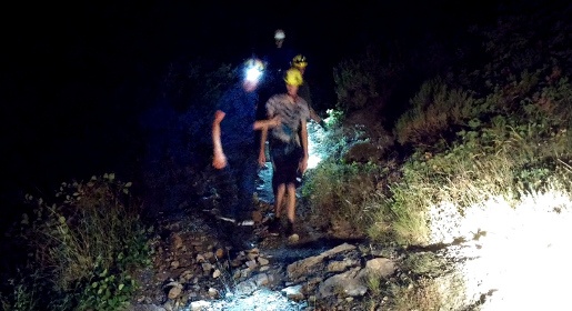 Крымские спасатели за прошедшие сутки оказали в горах помощь пятерым туристам