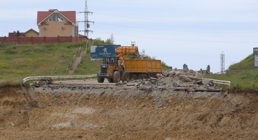 Основное покрытие разрушенного участка симферопольской объездной трассы сделают к июню 2016 года (ФОТО)