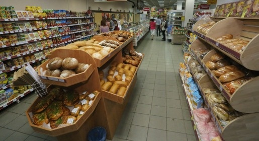 Крымские министры проинспектировали цены на продукты в симферопольских торговых сетях (ФОТО)