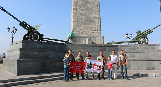 Керчь посетили участники мотопробега по городам-героям (ФОТО)