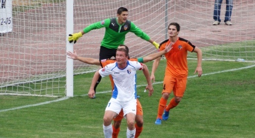 Симферопольцы и ялтинцы одержали победы в субботних матчах 4 тура крымского футбольного чемпионата (ФОТО)