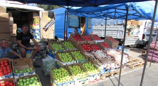 Ярмарку нового урожая проведут в Симферополе в связи с переизбытком в Крыму сельхозпродукции
