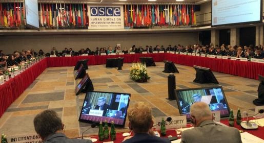Делегация США покинула зал конференции ОБСЕ в Варшаве после безуспешных попыток прервать выступление крымского вице-премьера