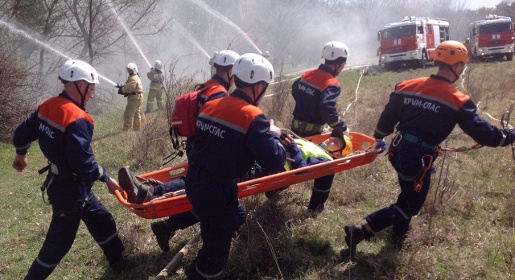 Крымские спасатели провели масштабные учения в Ялтинском заповеднике (ФОТО)