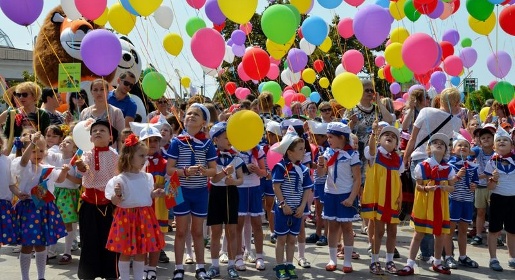 Первый «Парад дошколят» в Ялте собрал полтысячи детей (ФОТО)