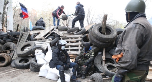 Объявляя об антитеррористической операции на Донбассе, киевская хунта развязывает гражданскую войну, считает политолог Решетников