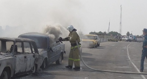 Несколько автомобилей сгорели на Чонгаре в минувшие выходные (ФОТО)