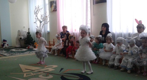 Детский омбудсмен отметила незначительный рост числа сирот в Крыму (ФОТО)