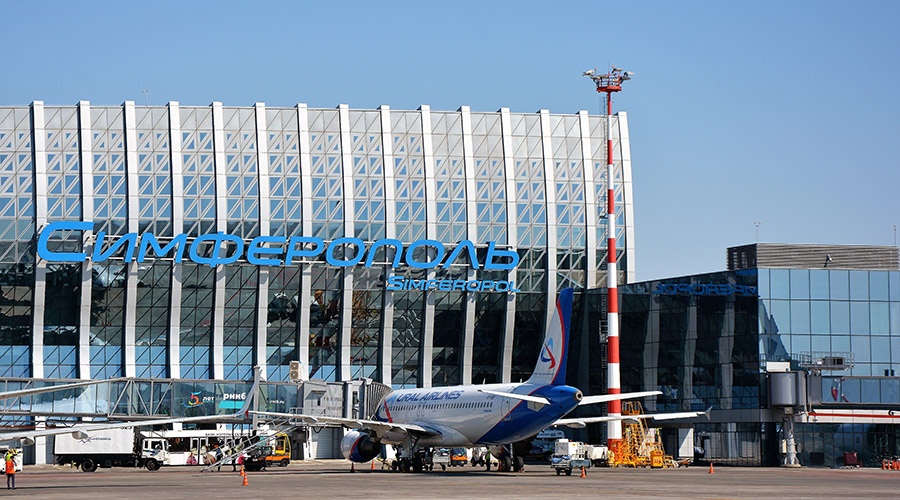 Аэропорт Симферополя сохранил поток пассажиров после запуска поездов в Крым