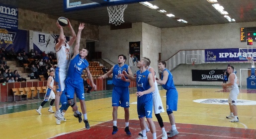 Команда КФУ по баскетболу обменялась победами с гостями из Белгорода в Студенческой лиге ВТБ